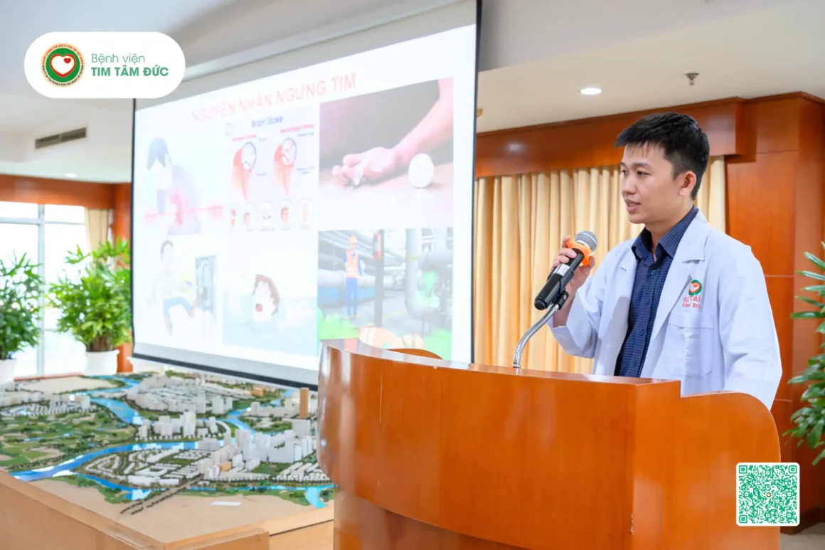 Tập huấn hồi sinh tim phổi (CPR) và quy trình báo động đỏ – Nền tảng cho phản ứng cấp cứu kịp thời tại Tâm Đức - Tin tá»©c Tim TÃ¢m Äá»©c